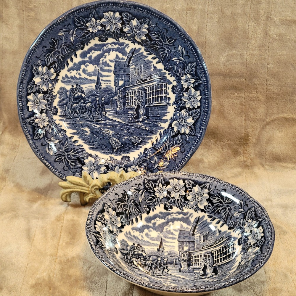 VTG Royal Tudor Ware Coaching Taverns 1828 Bowl and Salad Plate Set Blue England